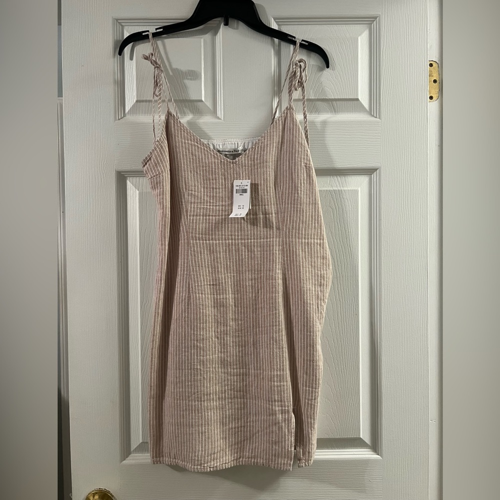 Abercrombie and Fitch Linen Blend Striped Mini Dress Size Small NWOT